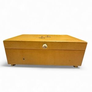 Vtg Working Musical Lady Buxton Jewelry Box Yellow Vinyl Pink Velvet Lining 1950